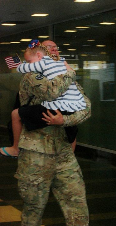 Aaron Sylvester, SFC, U.S. Army, Picture of Afghanistan Homecoming